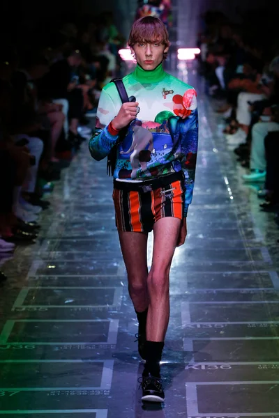 Look 31